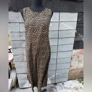 Elegant Leopard Print Maxi Dress
